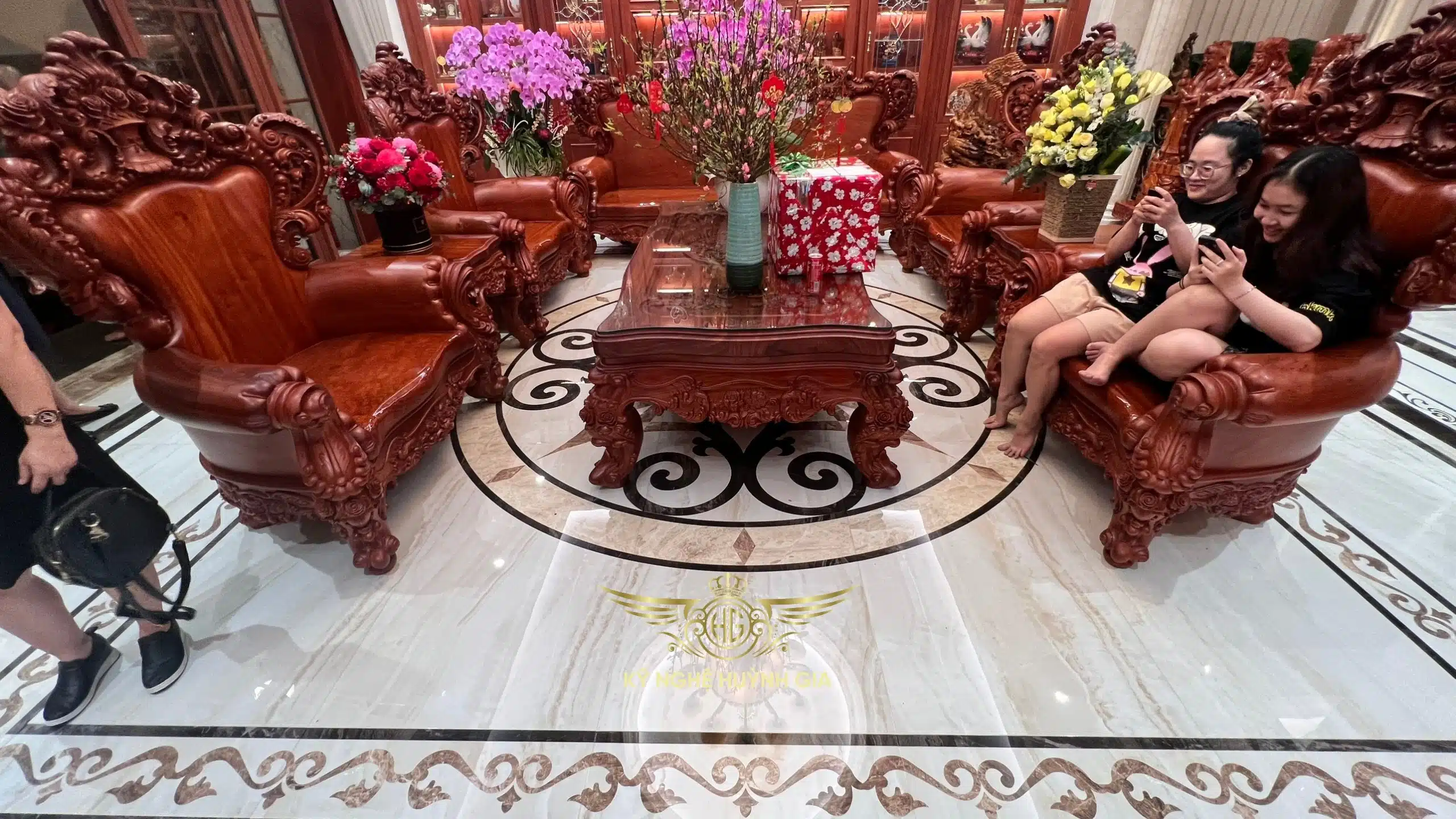 Anh Luận – Bình Tân